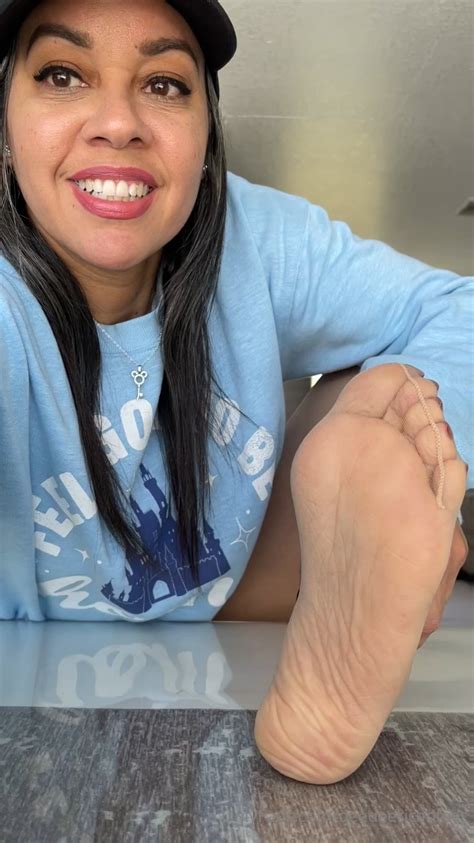 busty latina feet|Curvy Latina (@latincurvz) • Instagram photos and videos